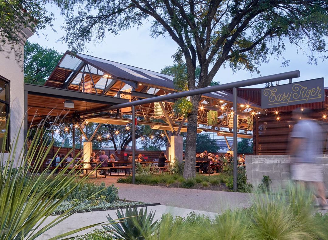 10 Outdoor Restaurants & Bars With Gorgeous Patios in Austin, TX