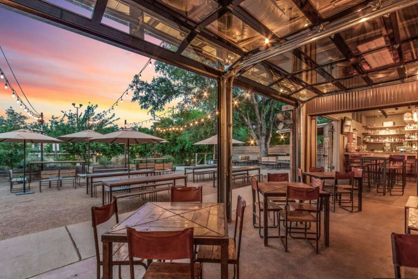 14 Outdoor Restaurants & Bars With Patios in Austin, TX UrbanMatter