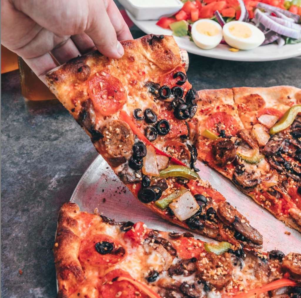 10 Best Pizza Places in Austin: Restaurants With Delicious Thin Crust ...