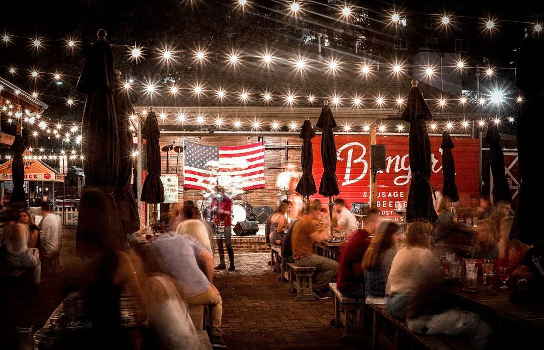 7 Best Bars to Hit Up This Weekend on Rainey Street in Austin ...