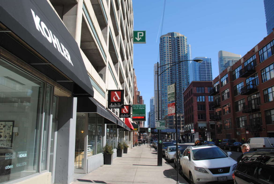 The Honeycomb Parking Garage Building in Downtown Chicago. Stock Photo -  Image of chicago, juxtaposition: 94618334