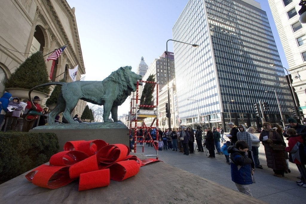 Wreathing of the Lions at the Art Institute UrbanMatter