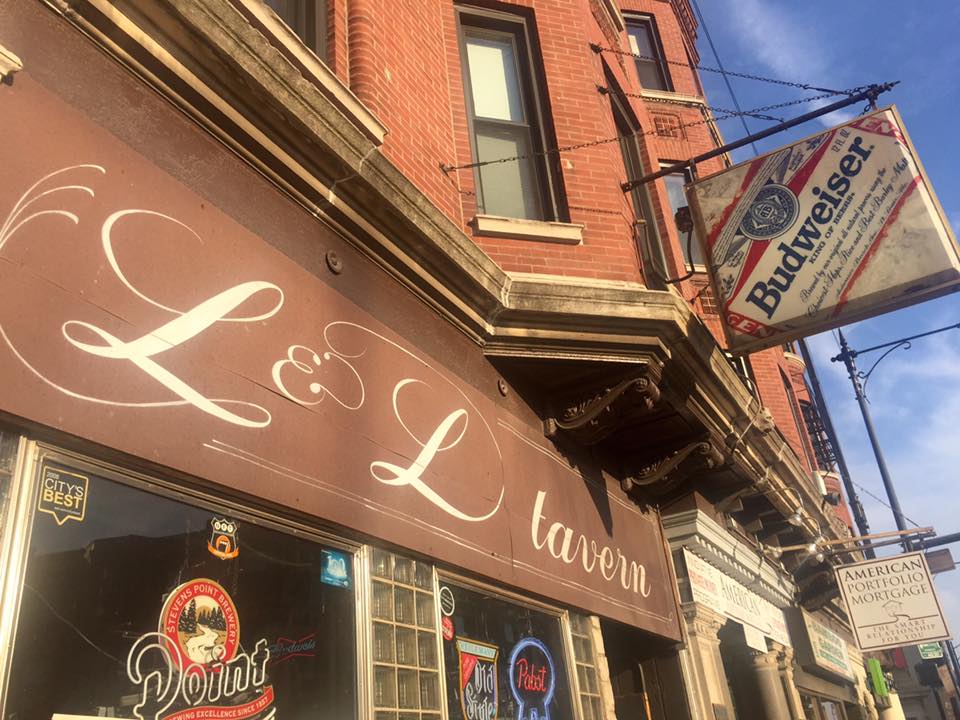 The 12 Absolute Best Dive Bars Near You In Chicago UrbanMatter