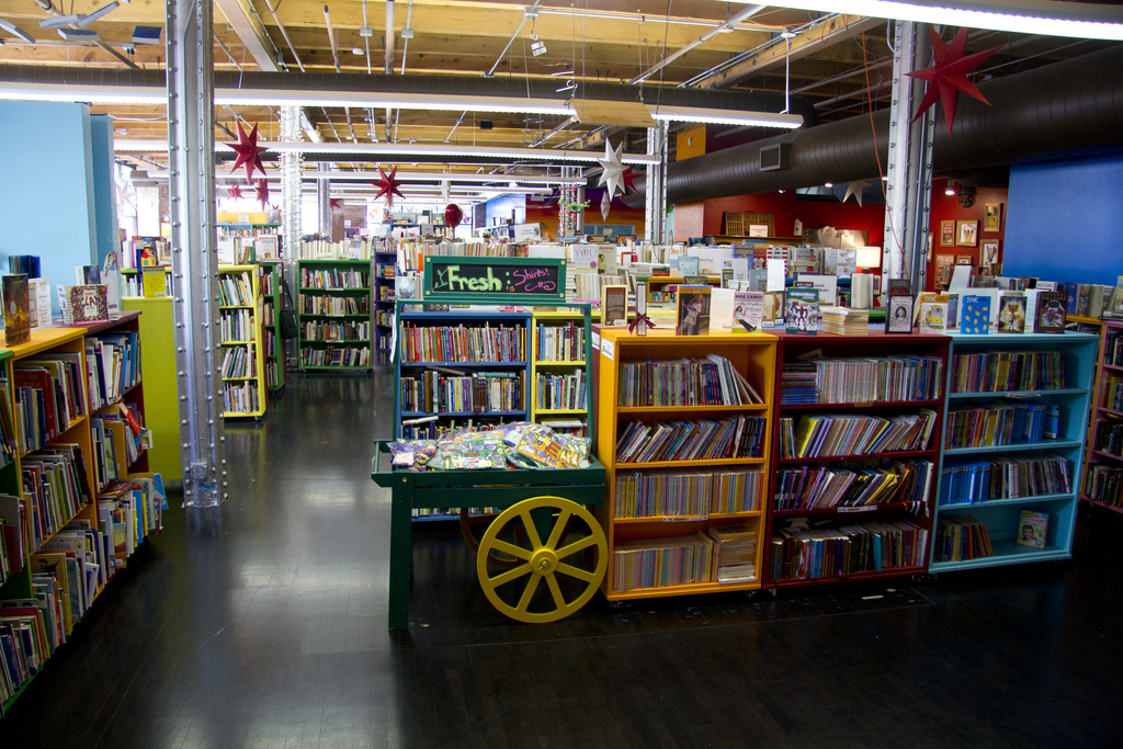 independent bookstores in chicago