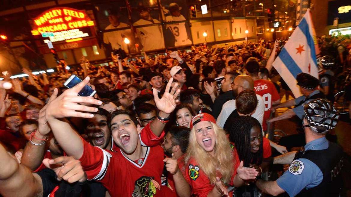 blackhawks fans