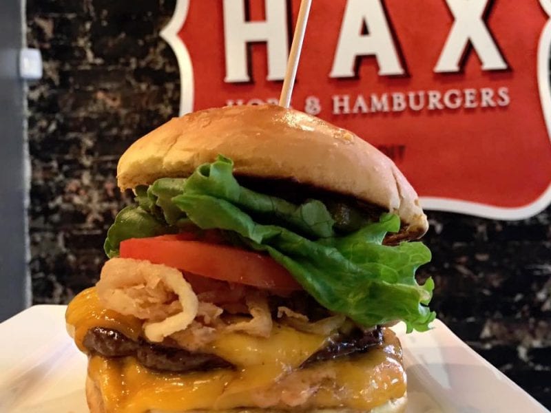 The 12 Absolute Best Dive Bars in Chicago UrbanMatter