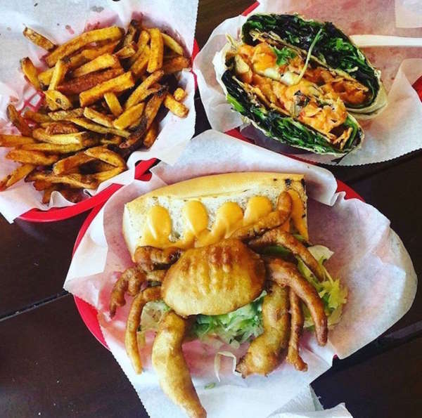 How to Eat a Full Day of Meals in Chicago With Only 30 UrbanMatter