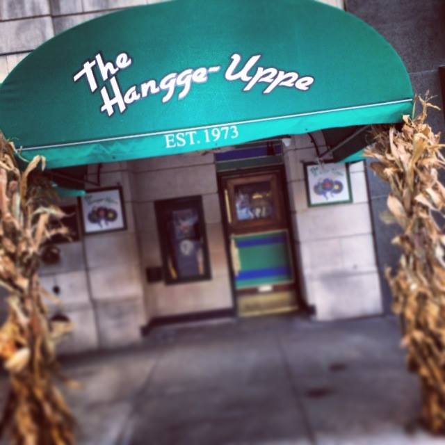 Top 7 Bars to Get Laid in Chicago UrbanMatter