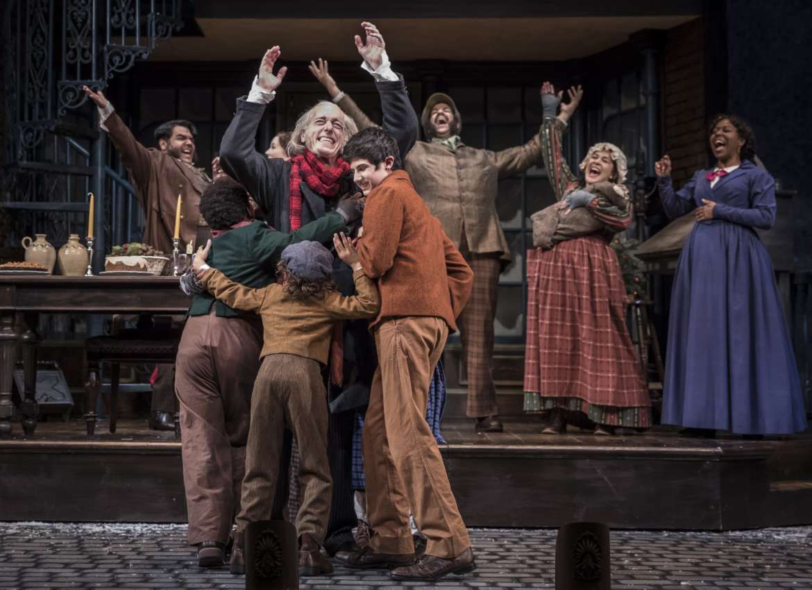 A Christmas Carol Returns to Goodman Theatre in Chicago UrbanMatter