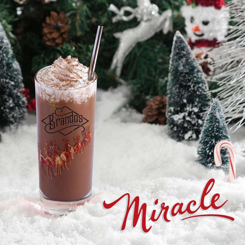 The Jolliest Holiday PopUp Bars in Chicago