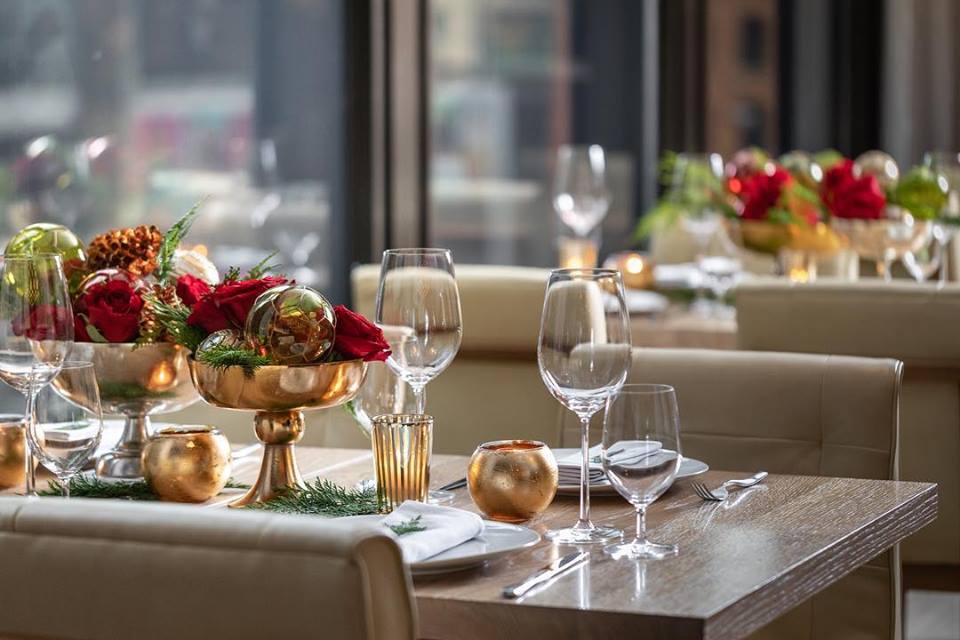 10-restaurants-open-on-christmas-day-in-chicago