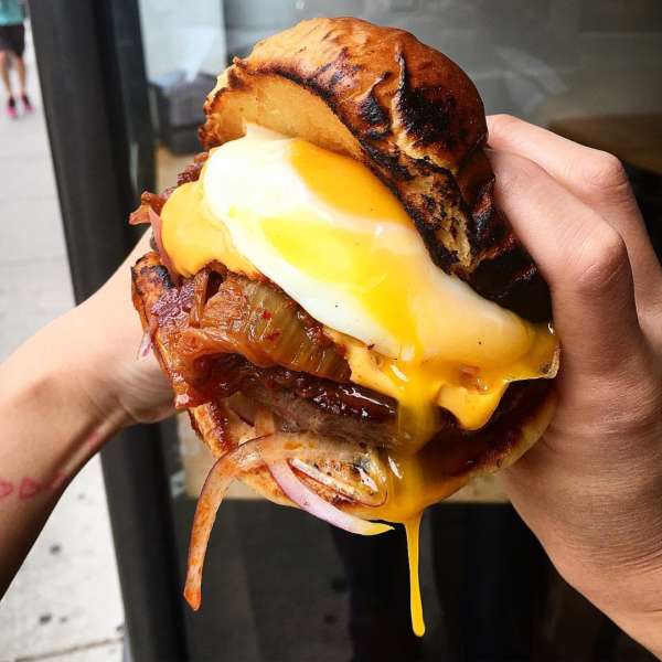 The 6 Best Chicago Restaurants Featured on TripleD UrbanMatter