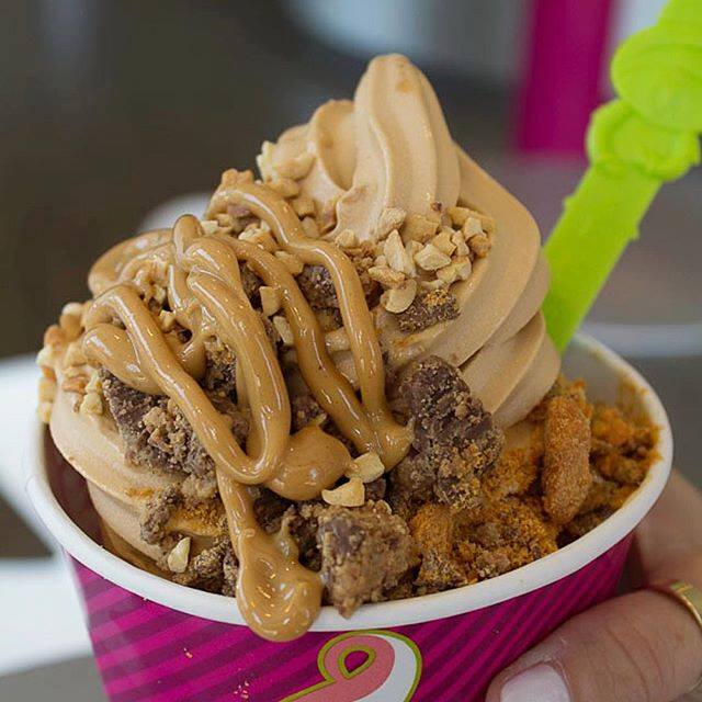 Menchie's Frozen Yogurt