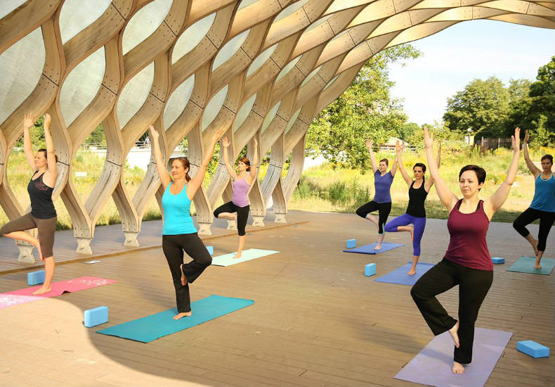 YogaattheZooChicago