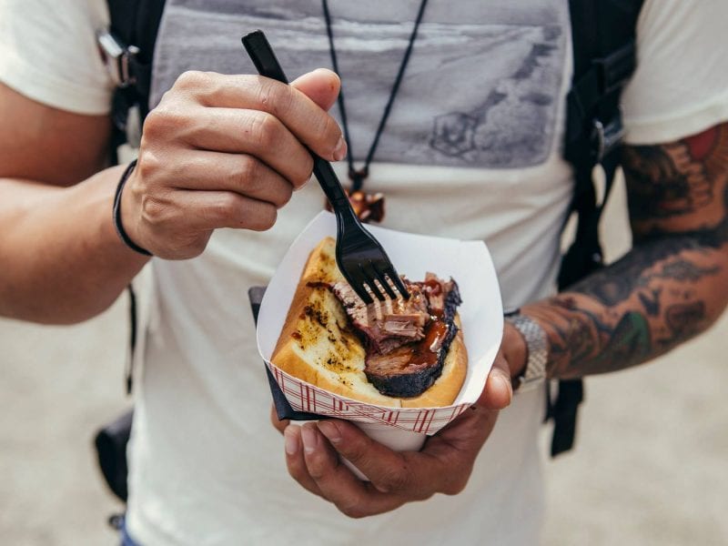 The 12 Absolute Best Dive Bars in Chicago