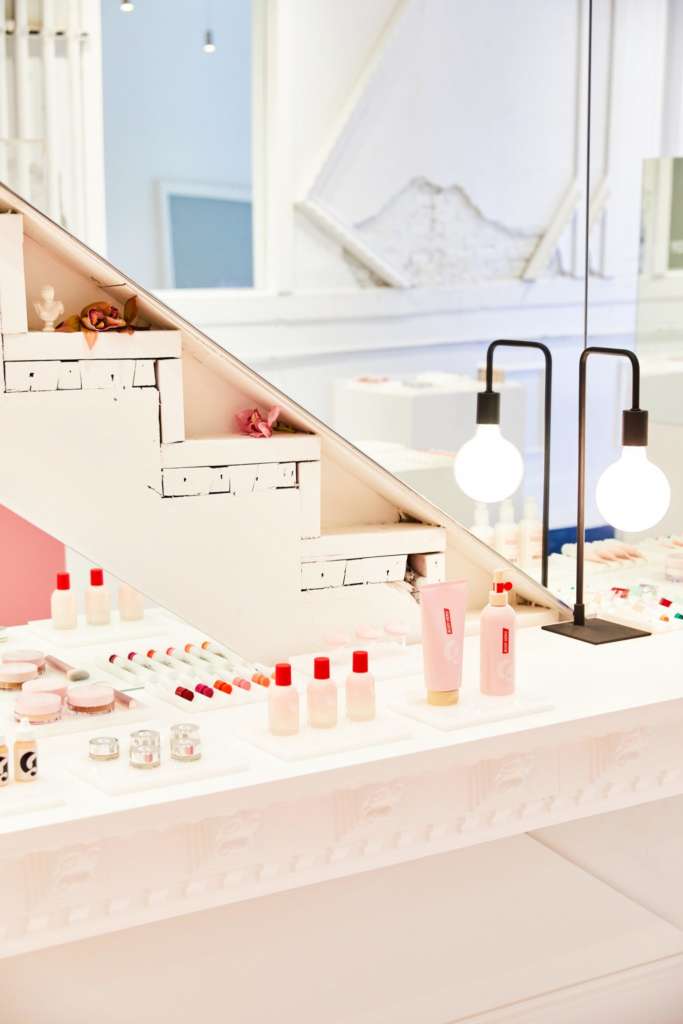 Glossier Pop-Up