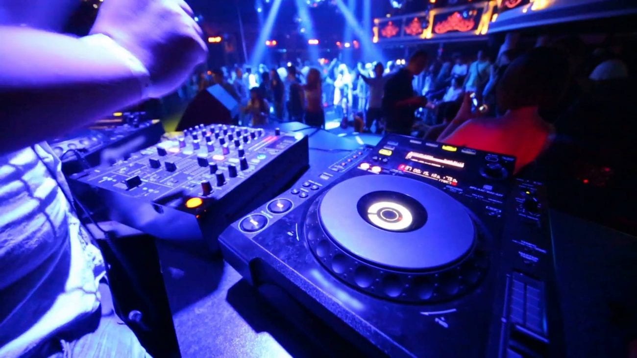 Best Bars in Evanston IL to Party at After a Northwestern Game