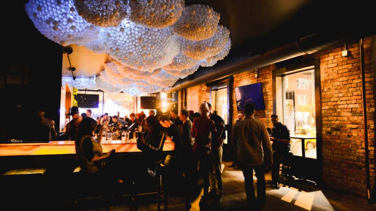 Gay Bars In Chicago Boystown Sadebamin