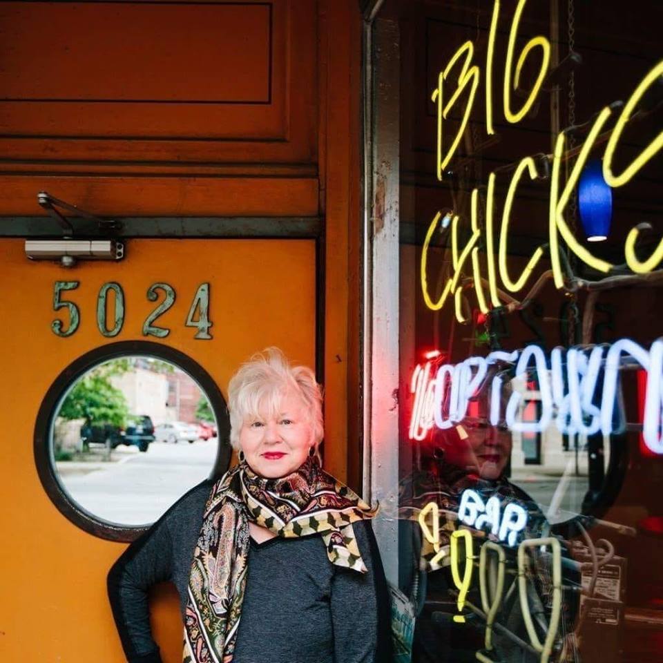 chicago gay bars wednesday night