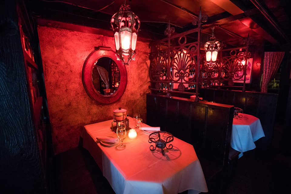 10 Romantic Restaurants Destinations In Chicago For