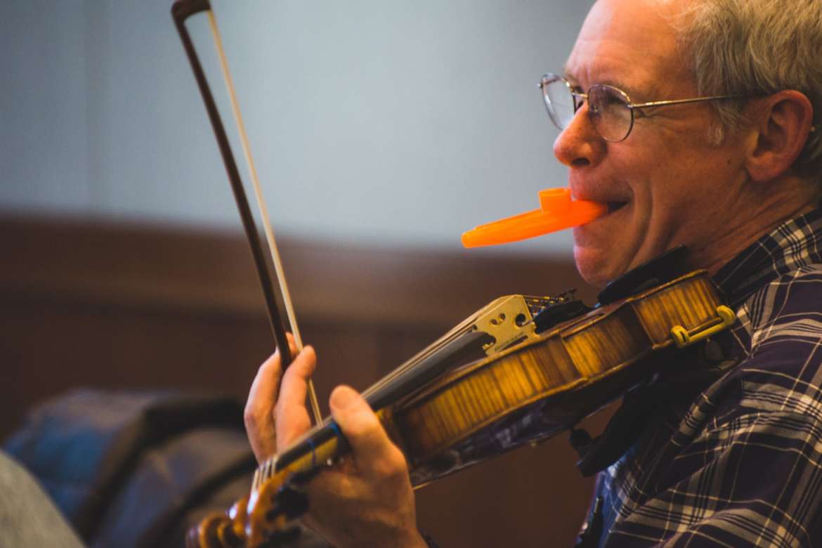 Master Your Instrument at the Old Town School of Folk Music in Chicago