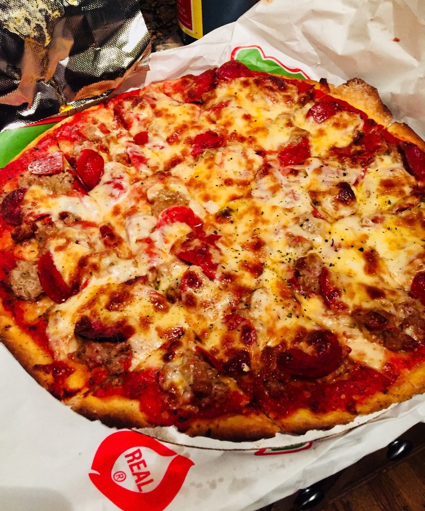 50 Best Pizza Places in Chicago, Ranked | UrbanMatter