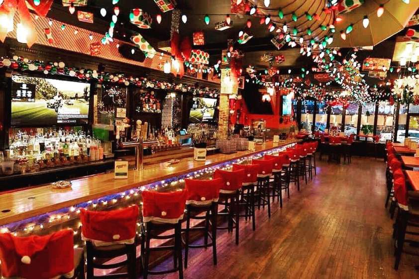 Have a Holly, Jolly Time at Wrigleyville’s Christmas Club Popup Bar