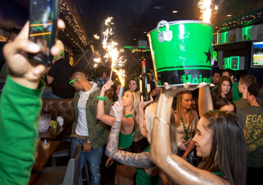 bars with st patricks day deals