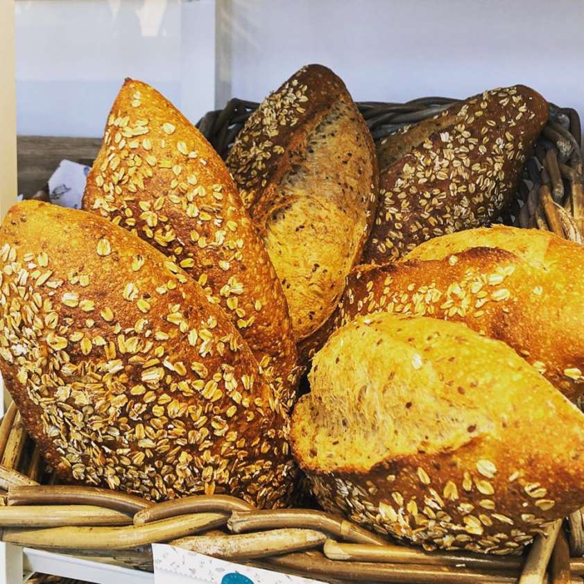 Bakeries Offering Fresh Bread Pickup & Delivery Near You In Chicago
