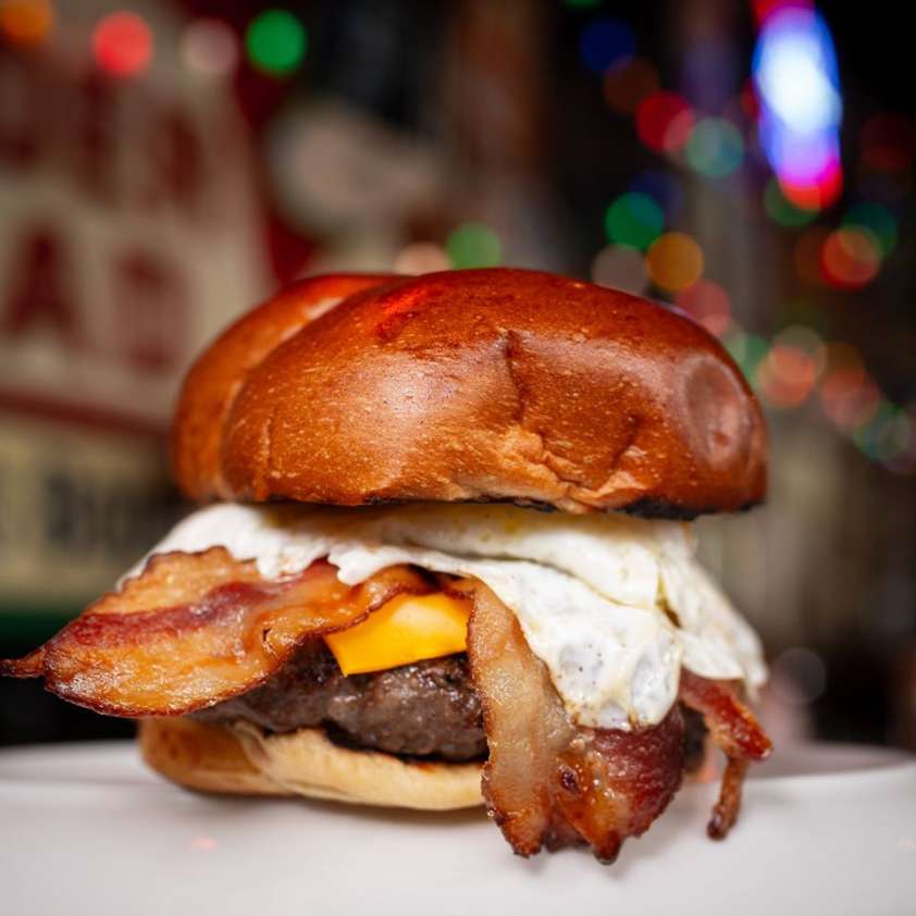 Iconic Chicago Food You Can Get for Takeout Today UrbanMatter