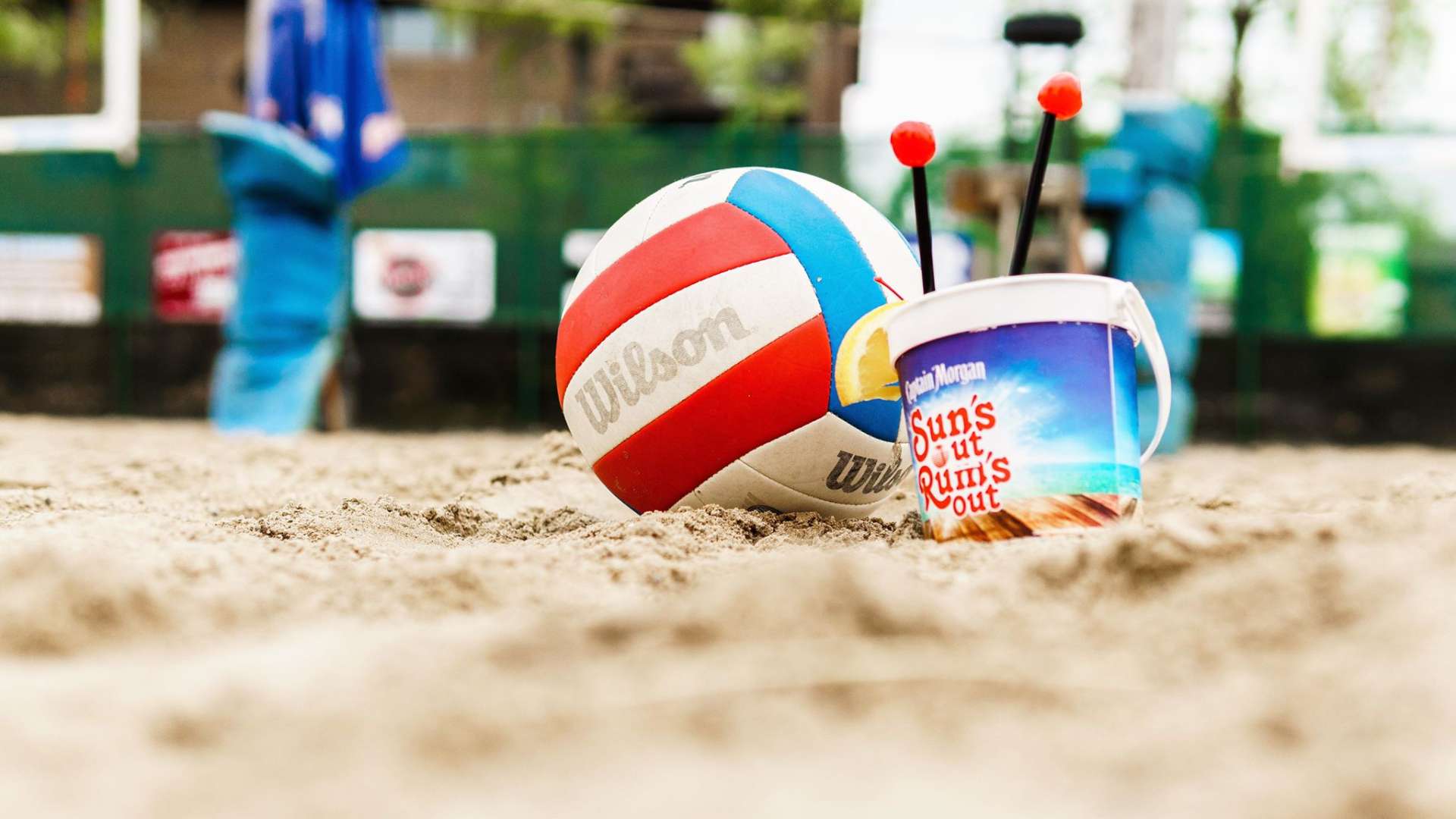 6 Best Bars to Play Sand Volleyball in the Chicago Area | UrbanMatter