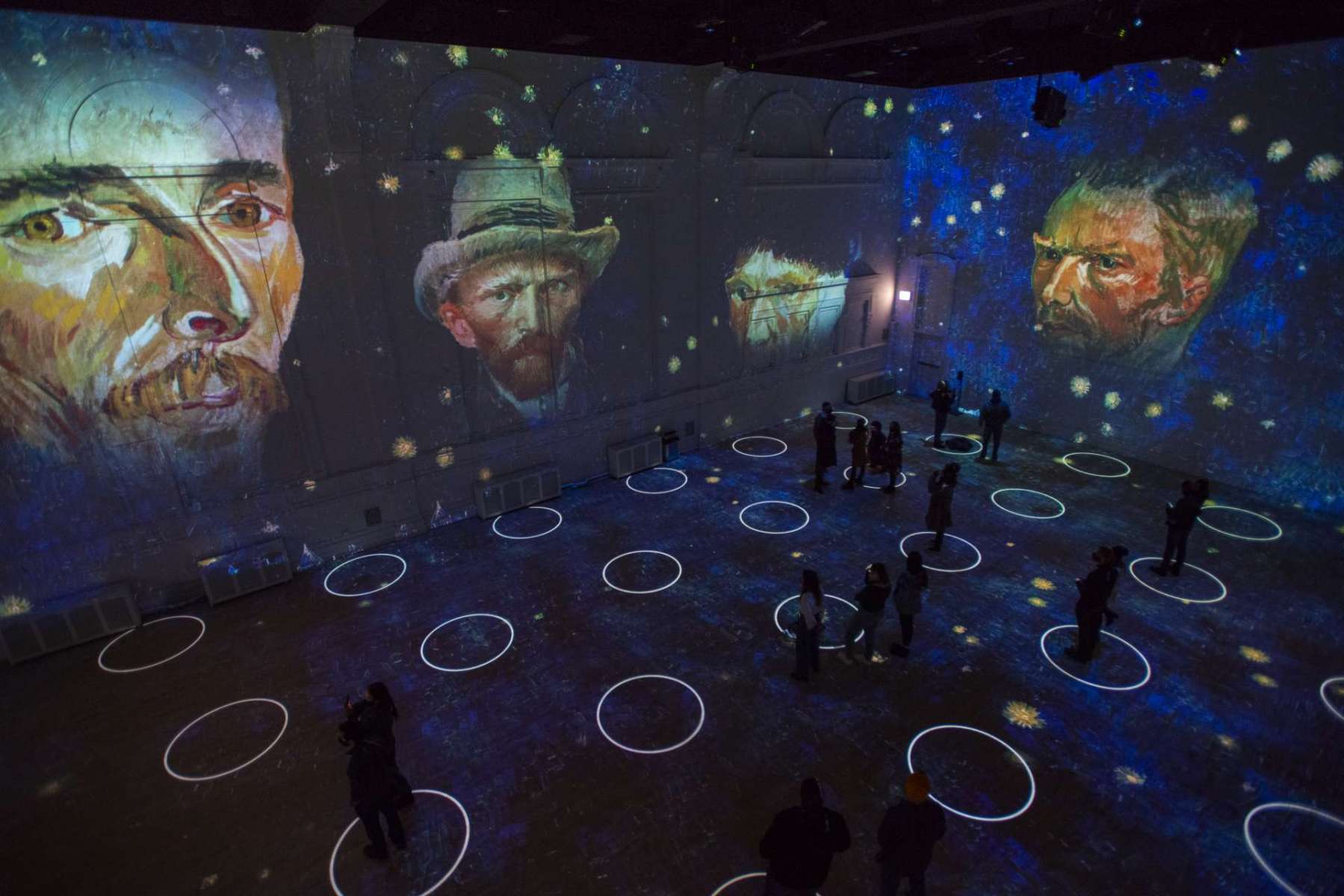 The Immersive Van Gogh Exhibit is Officially Open in Chicago UrbanMatter