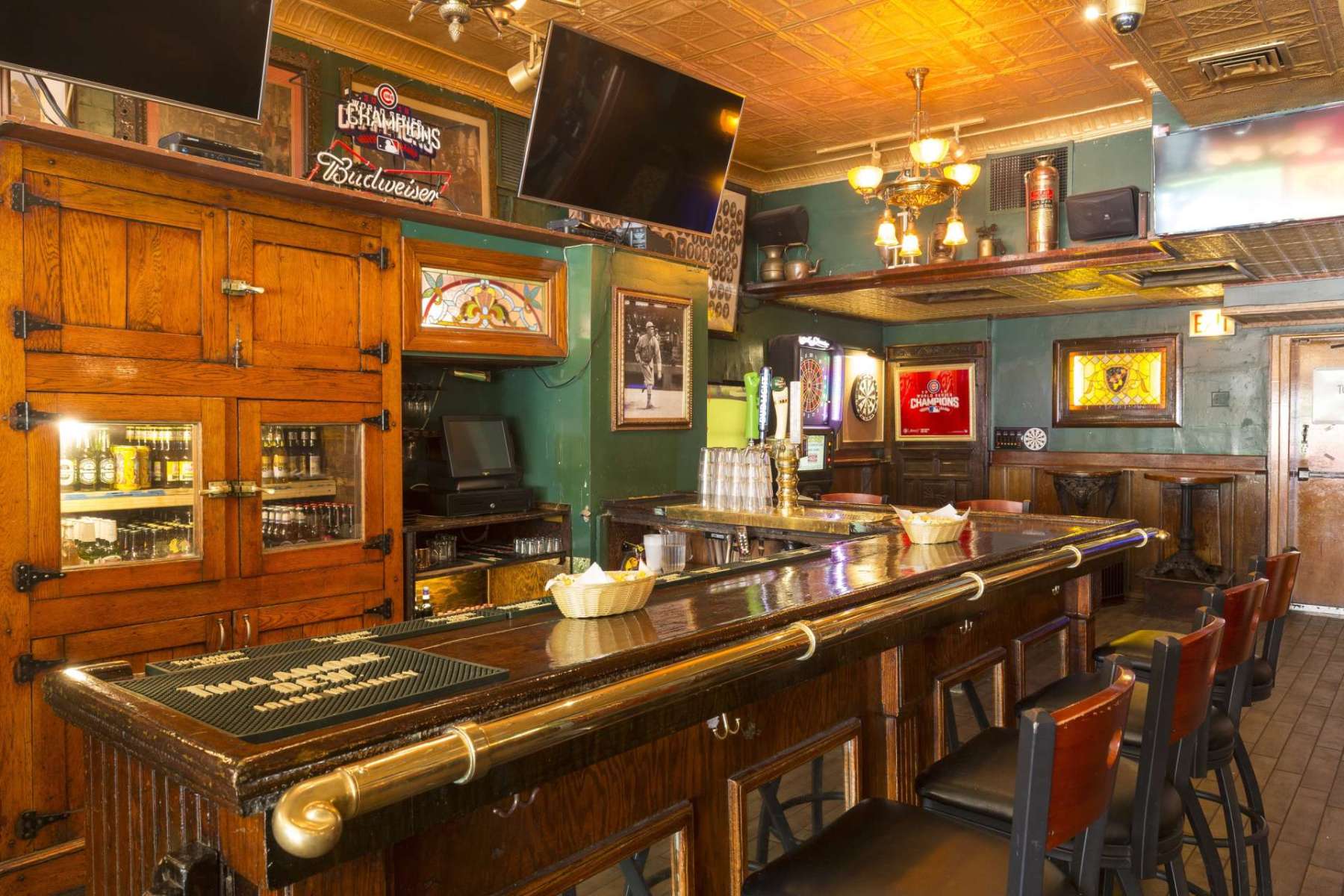 Best Irish Pubs in Chicago for a Pint This St. Patty's   UrbanMatter
