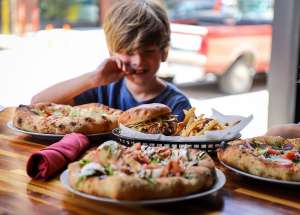 7 Best Kid-Friendly Restaurants in Chicago | UrbanMatter