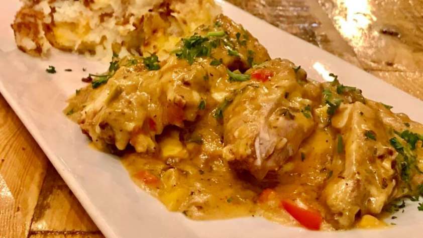 smothered chicken omelette in Chicago