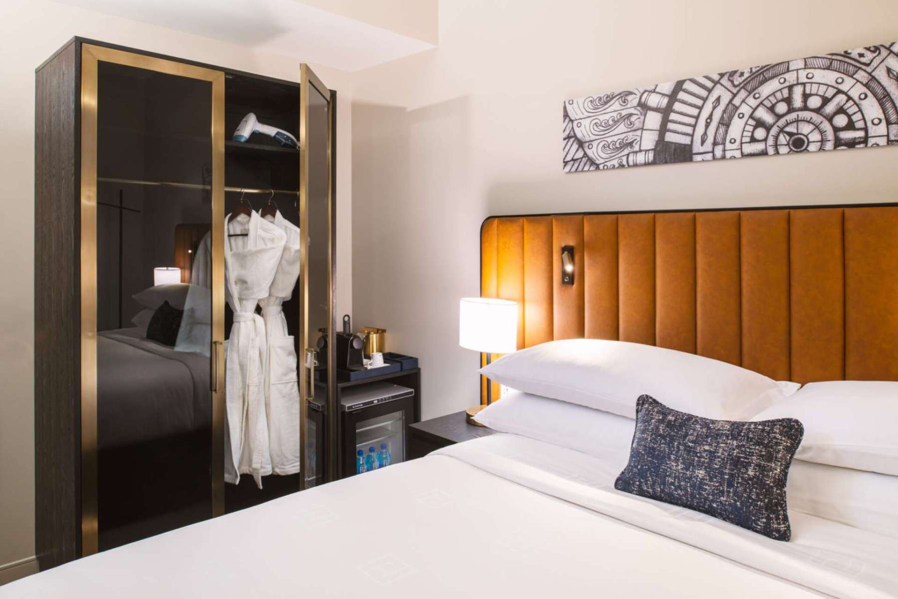 arlo chicago best hotels for a staycation in chicago 2023 updates 