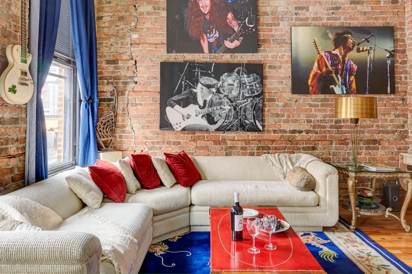 music airbnb near chicago for winter