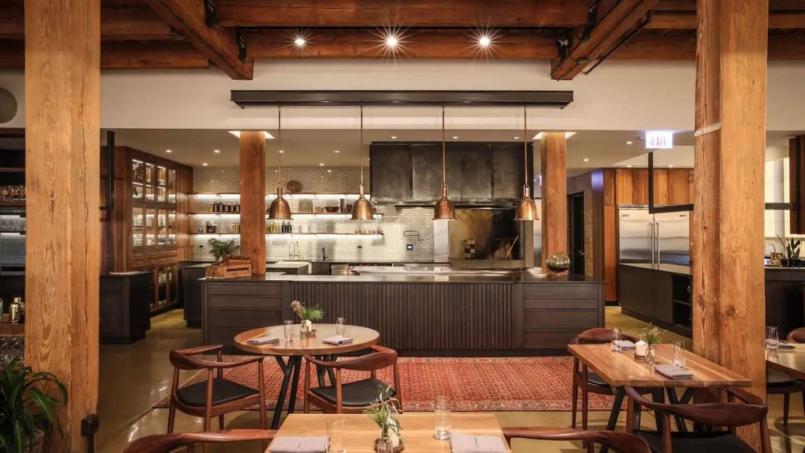 smyth dining feature