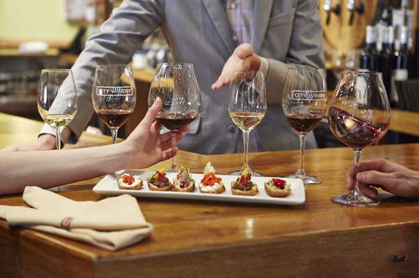 11-best-places-for-wine-tastings-in-chicago-urbanmatter