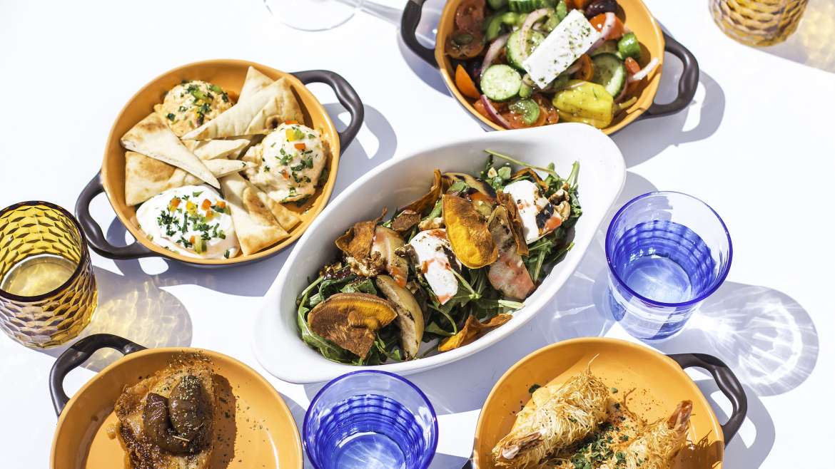 Best Mediterranean Restaurants in Chicago avli spread