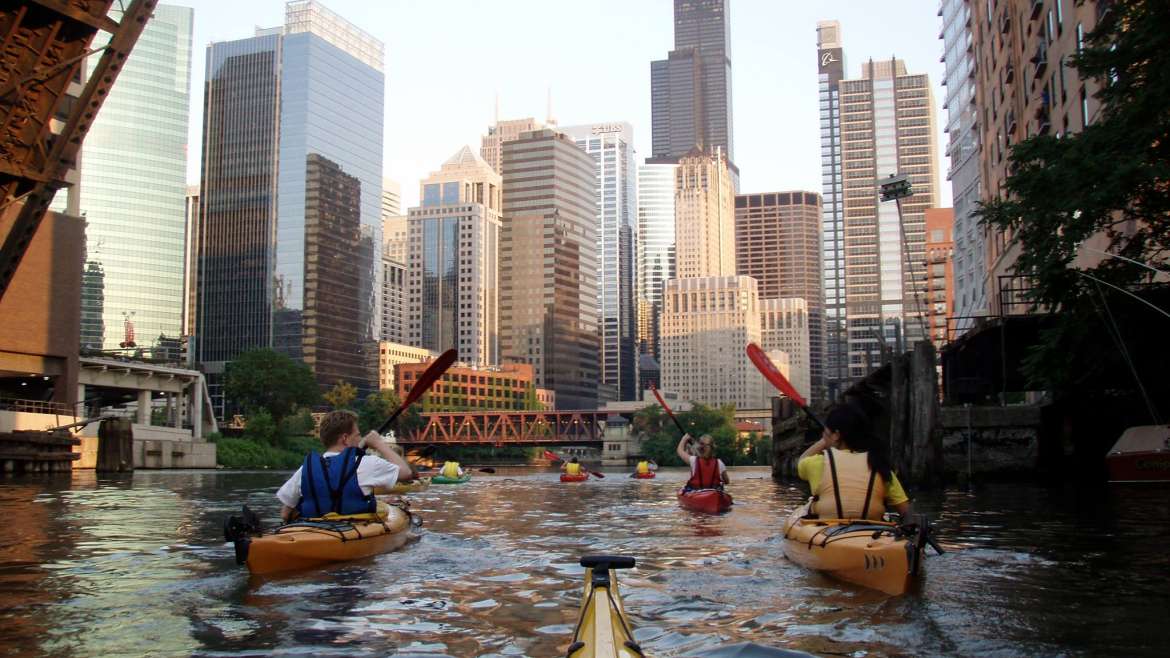 kayaking around chicago
