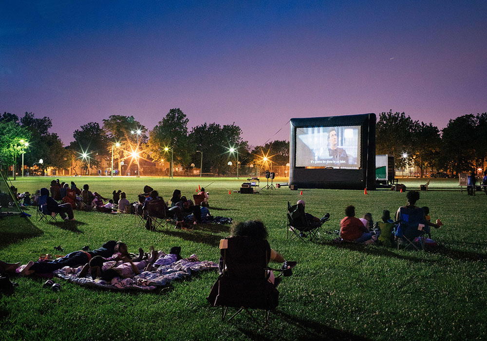 outdoor movies in chicago parks 