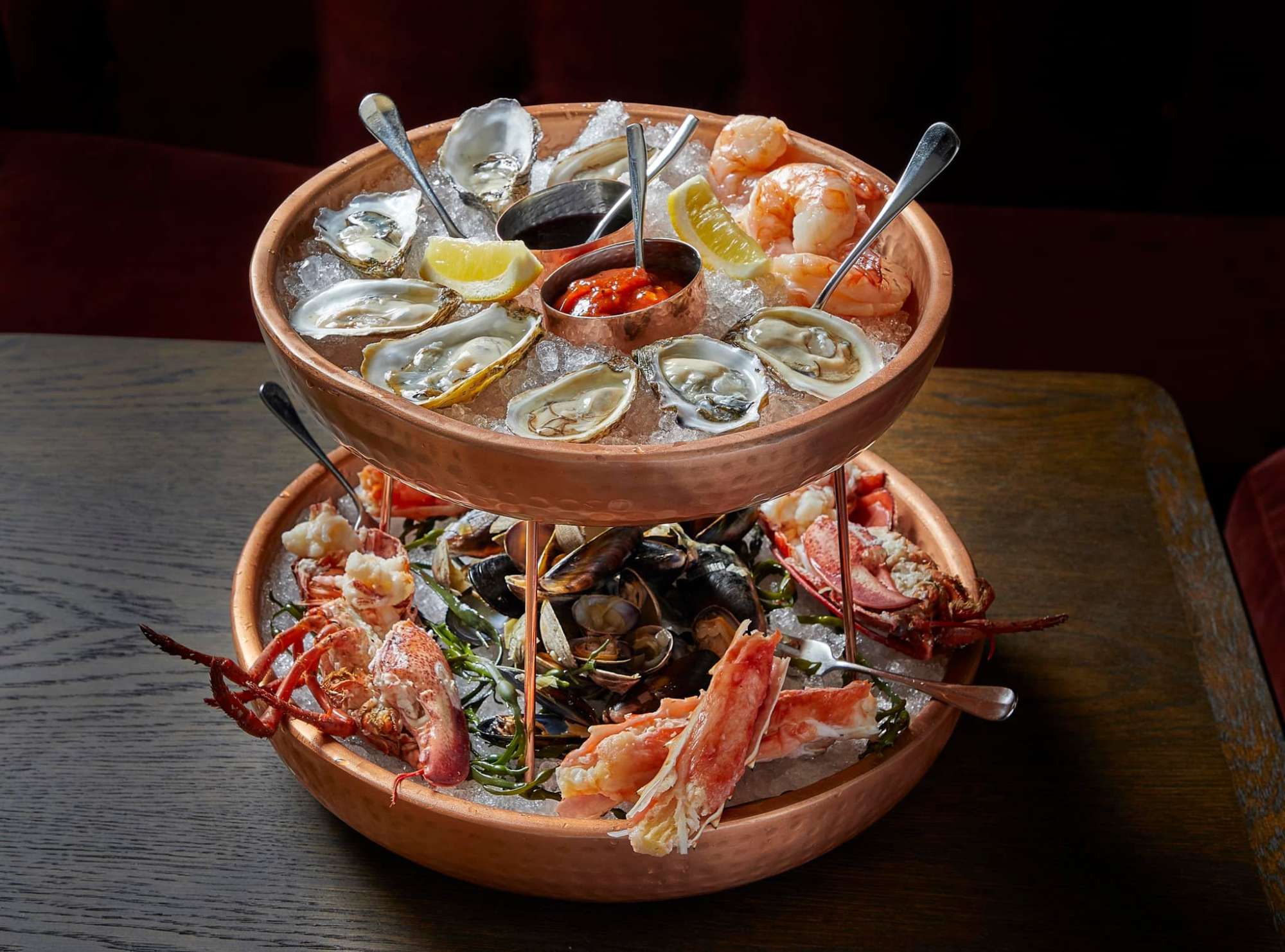 8 Best Oyster Bars to Visit in Chicago UrbanMatter