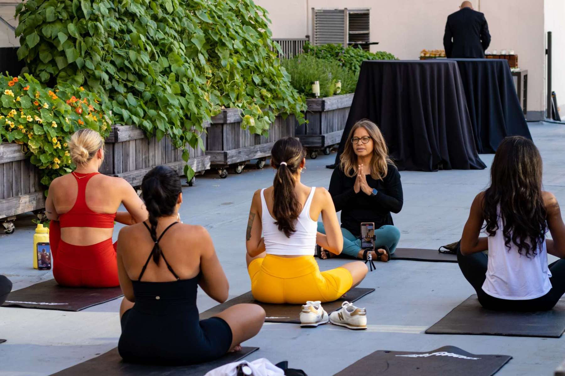 rooftop yoga mag mile