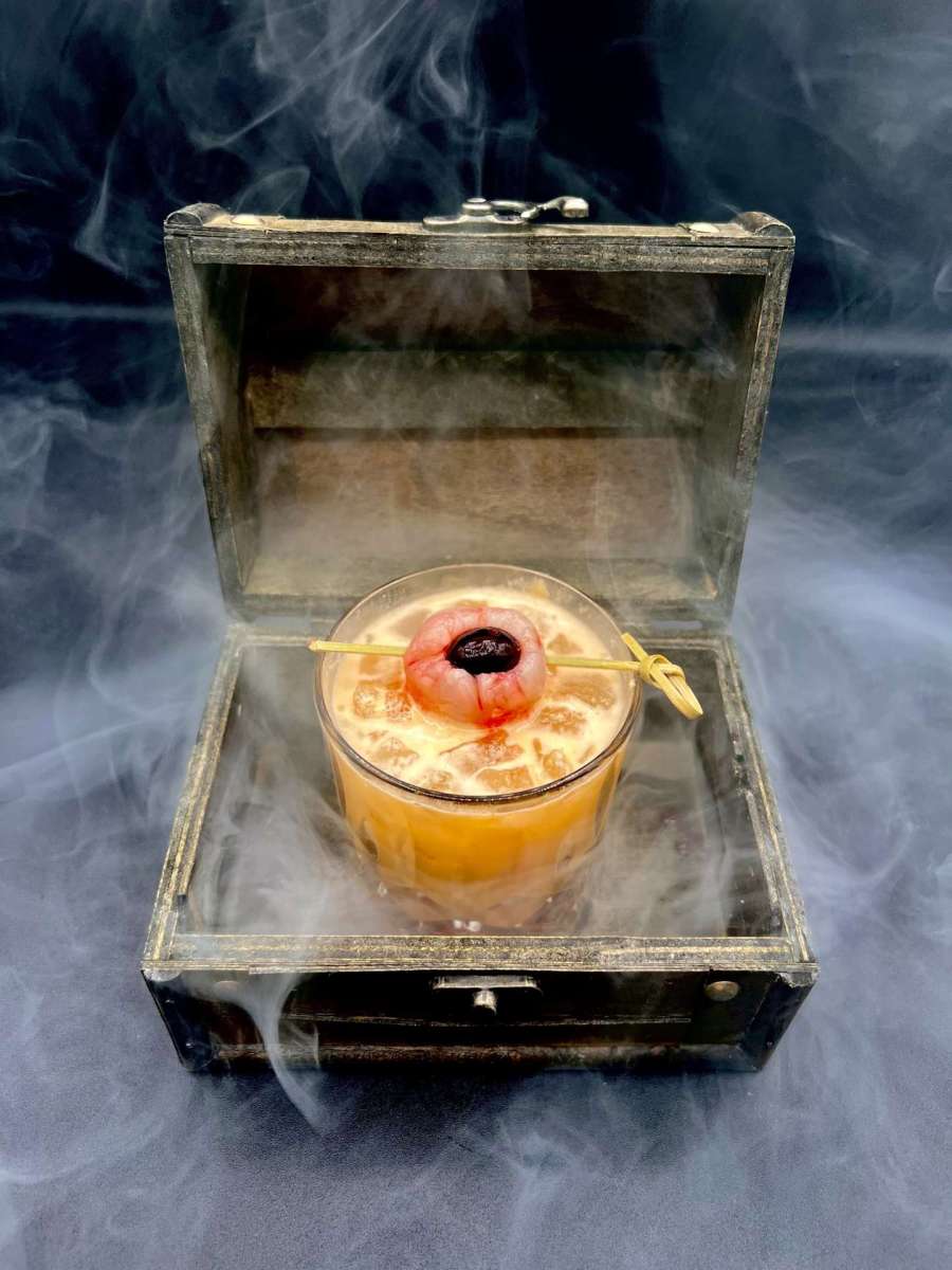 spooky Halloween cocktail puttyshack