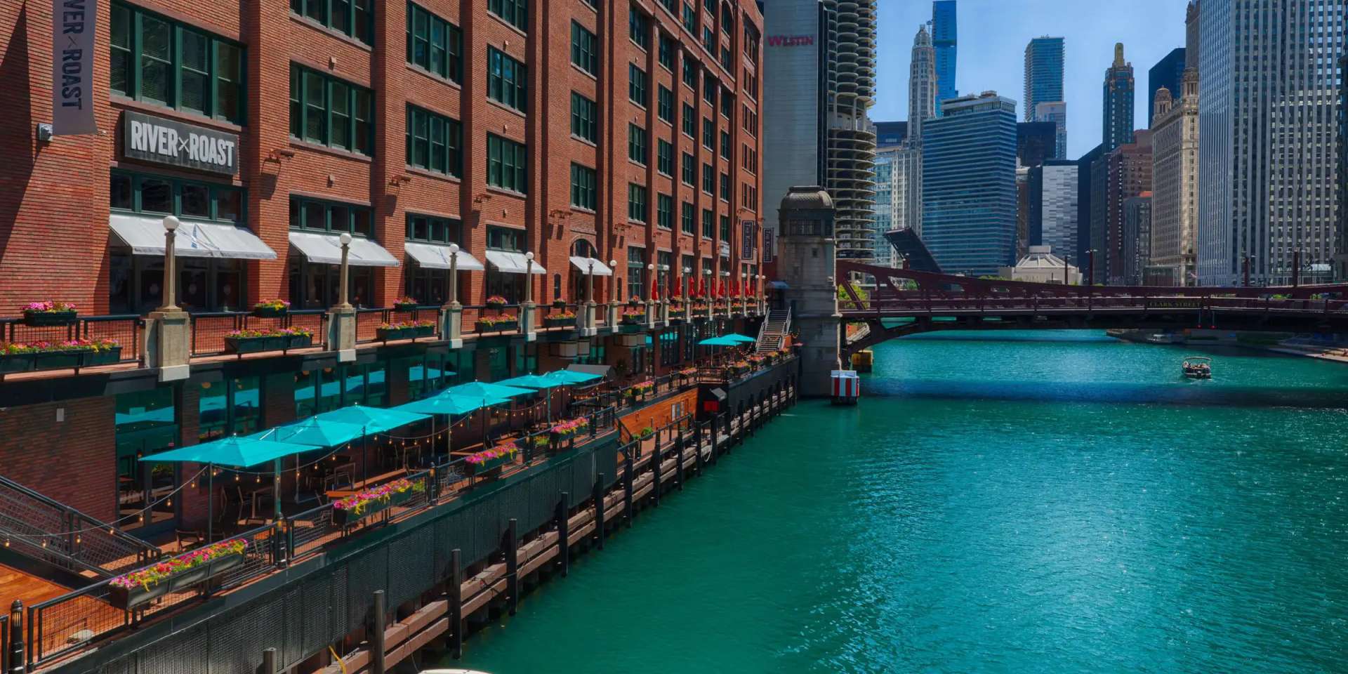 restaurants with great views in chicago river roast