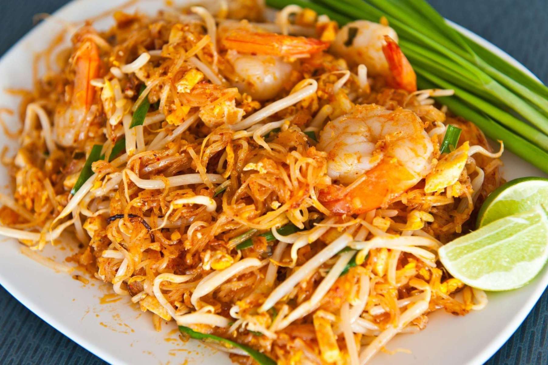 best-thai-food-in-chicago-a-flavor-packed-guide-chicago-times-mag