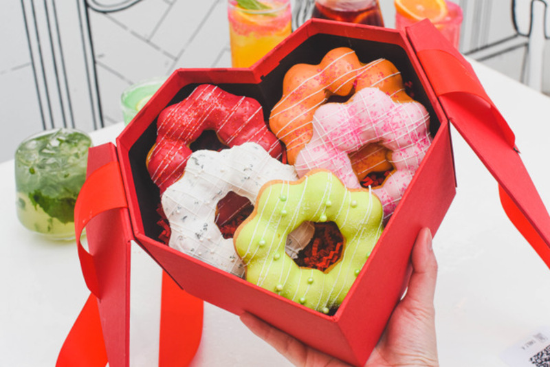 2d mochi cocktail donut box