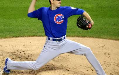 Kyle_Hendricks_first_inning_Game_7_2016_World_Series