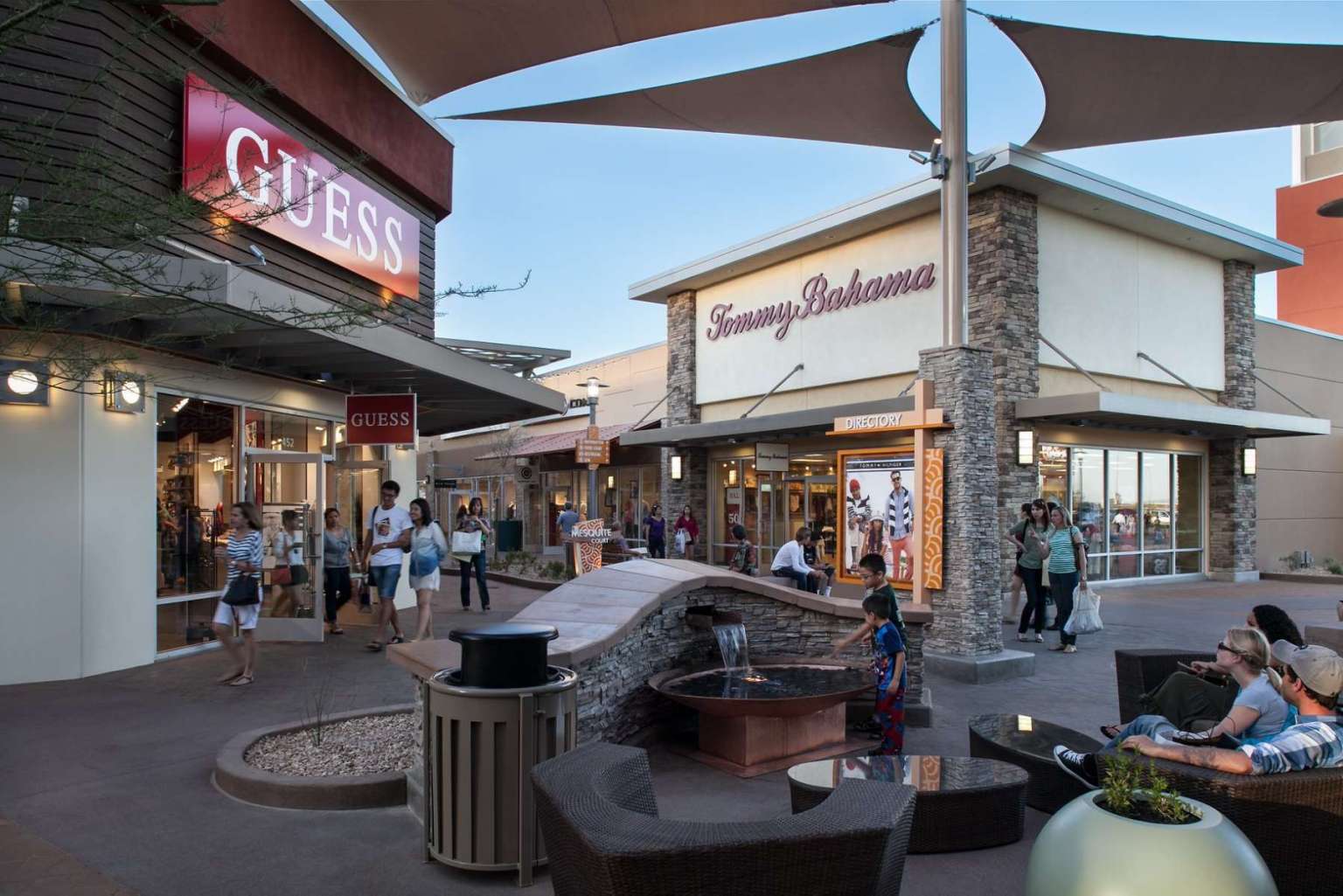 Best Malls in Phoenix to Visit for a Shopping Spree